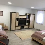Mini Zoo Rezidencia Βίλα *